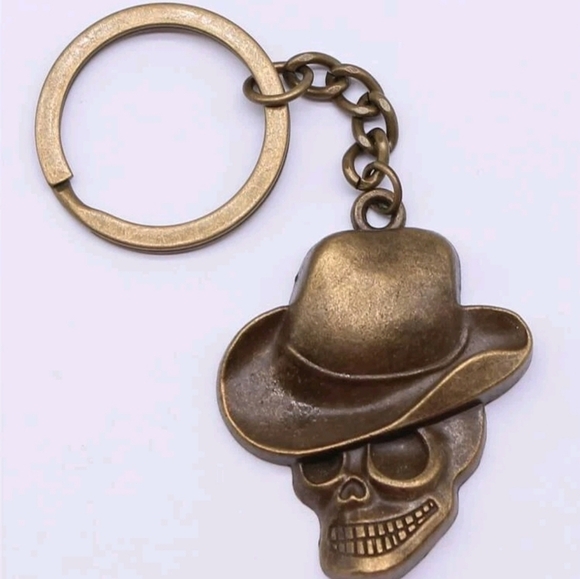 SKULL Keychain Key & Card Holders/Accessories for Women - Picture 1 of 1